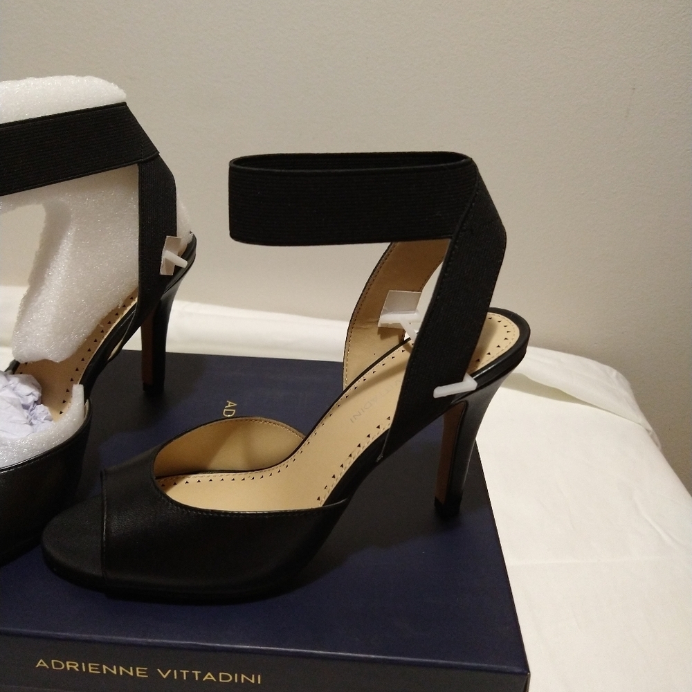 Adrienne Vittadini Guidry Leather Peep Toe Heels - Picture 13 of 15